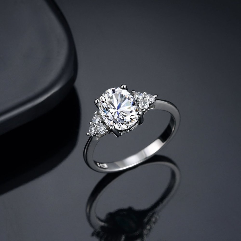 3/$35 💗 Swarovski Crystal Sterling Silver Ring 925